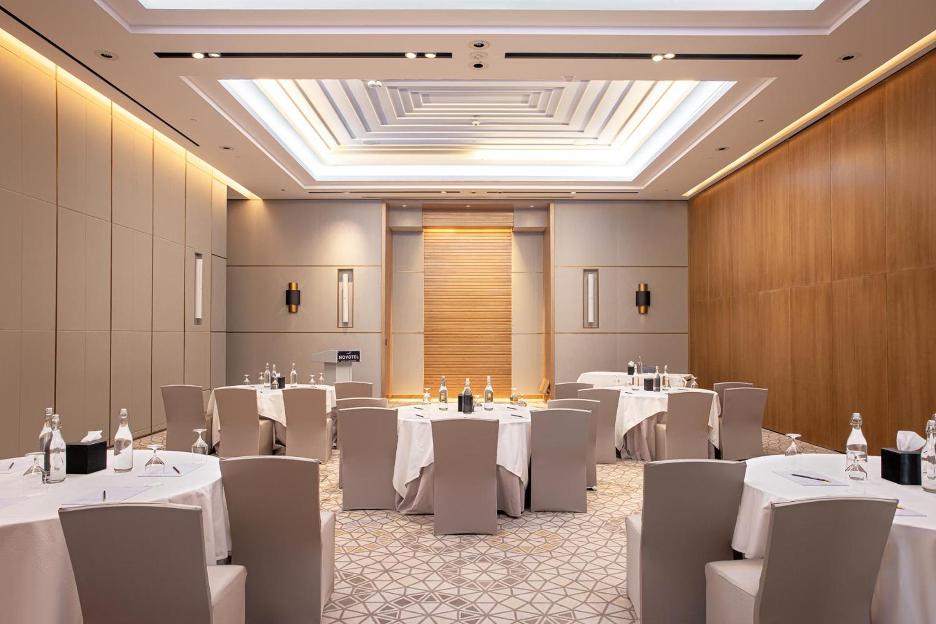 Novotel Muscat Airport Zewnętrze zdjęcie