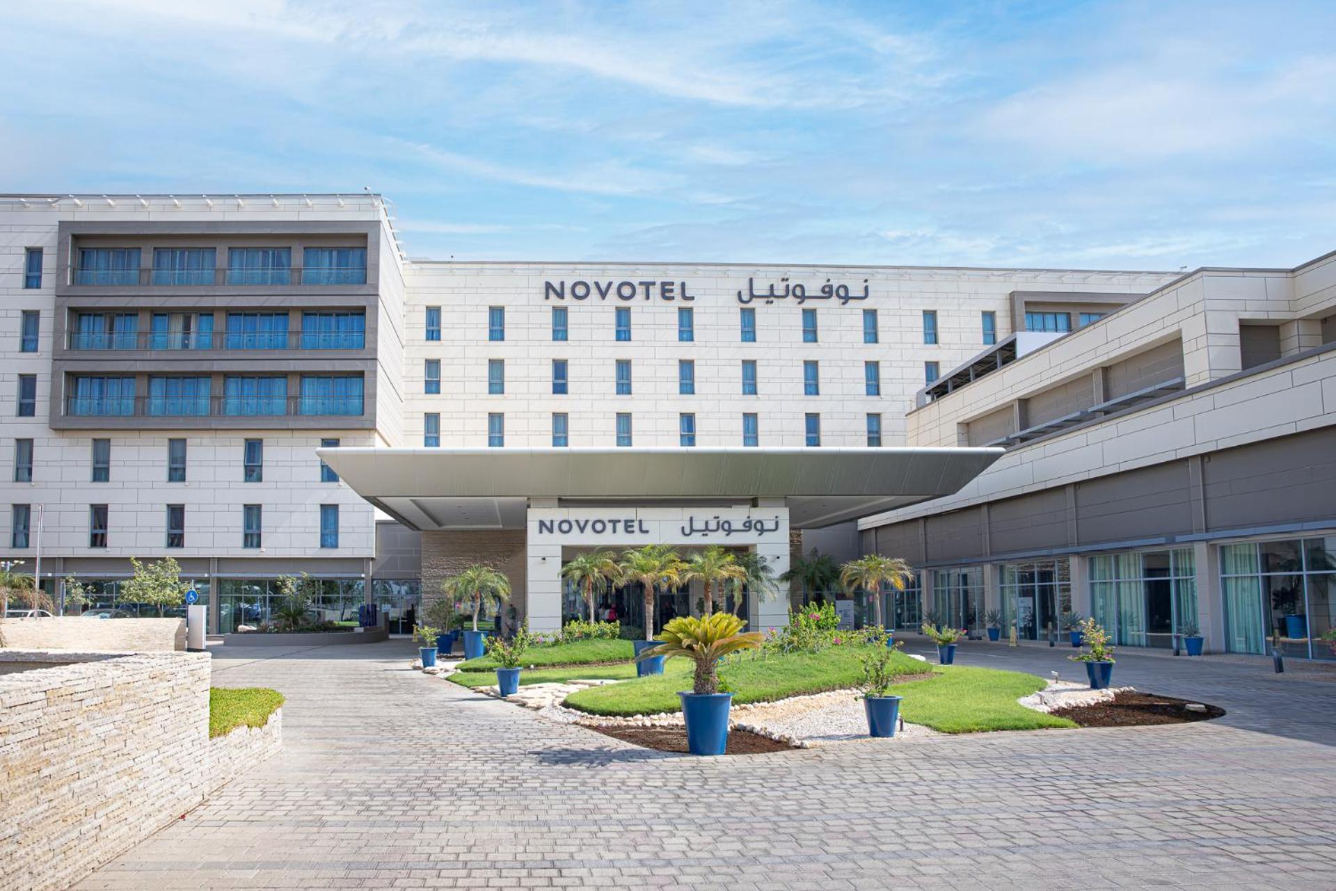 Novotel Muscat Airport Zewnętrze zdjęcie